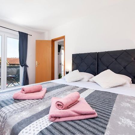 Apartment Biggy 罗维尼 外观 照片