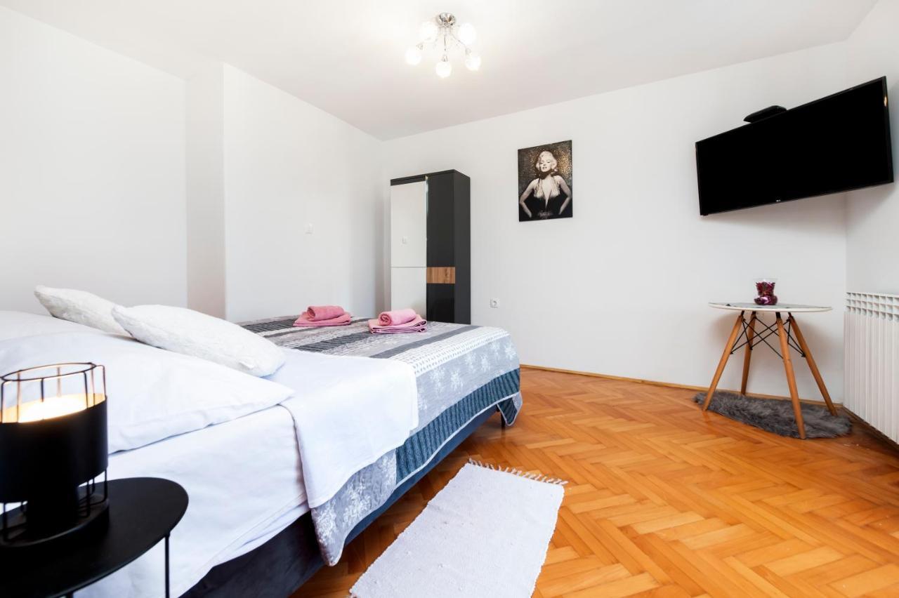 Apartment Biggy 罗维尼 外观 照片